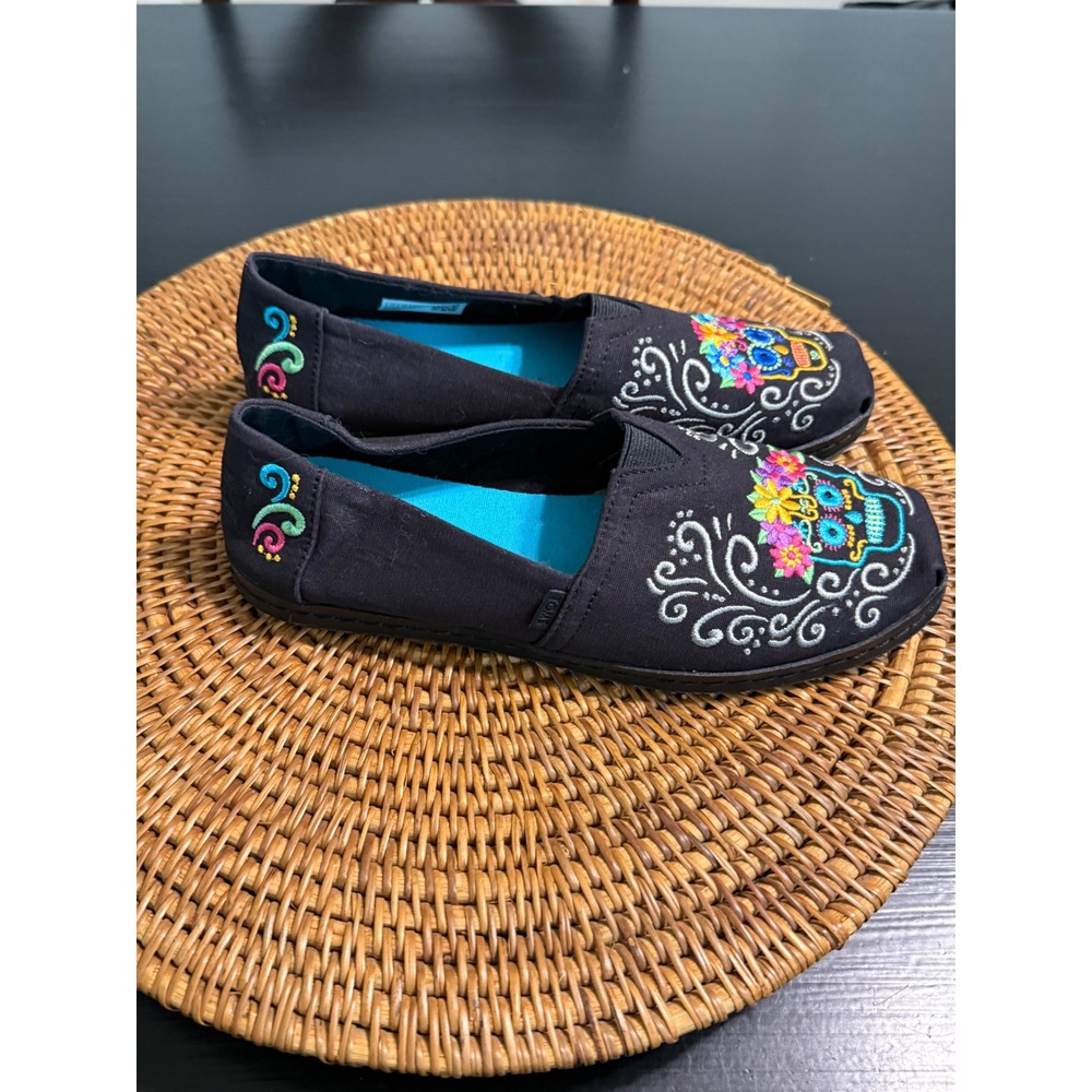 Toms Womens Day of the Dead Sugar Skull Embroidered Canvas Alpargata Flats  7